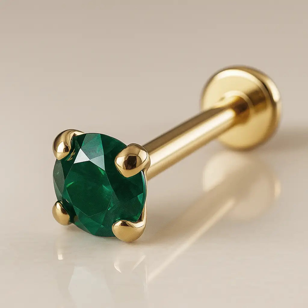 2mm Emerald 14K Gold Prong Labret | Fresh Trends Fine Jewelry