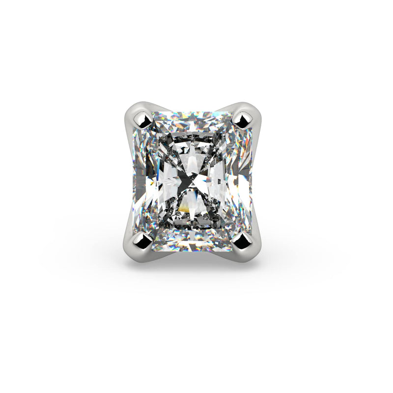 2.7mm radiant-cut diamond end close-up in white gold, front view highlighting brilliant facets and clipped corners