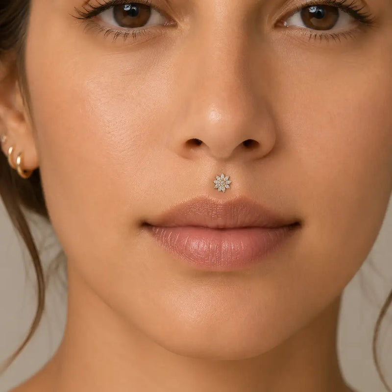 Jasmine medusa labret in solid 14k gold - for medusa piercings