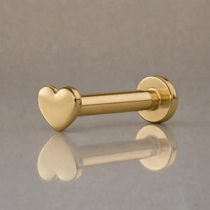 14k yellow gold 2mm heart flat back labret stud, side profile showing post and disc backing