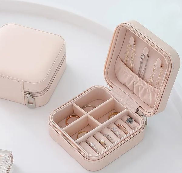 Small Jewellery Box, Square PU Leather Jewellery Box Organiser , Portable  Mini Travel Jewelry Storage Case with Zipper for Earring & Necklace