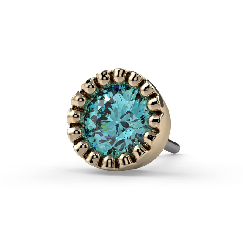 Front view of 14k yellow gold 2.5mm aqua diamond perlage labret end highlighting stone sparkle