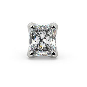 2.7mm radiant-cut diamond end close-up in white gold, front view highlighting brilliant facets and clipped corners