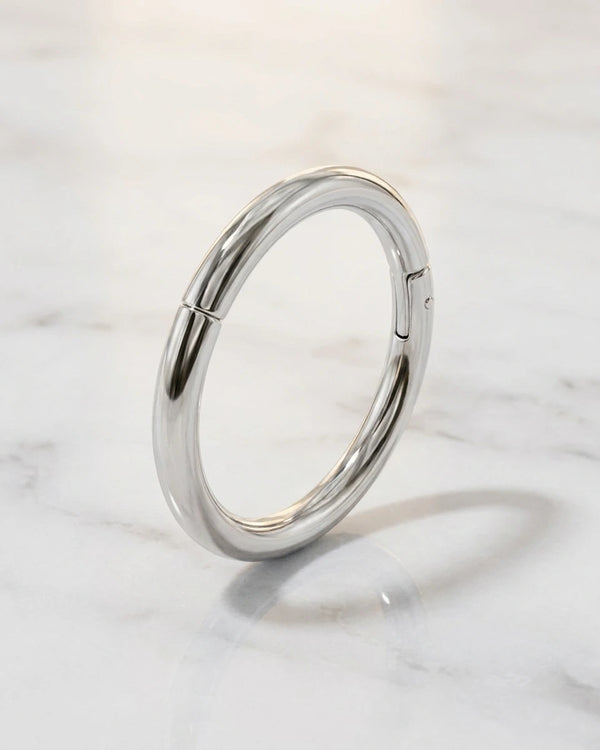 platinum plain hoop clicker ring