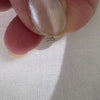 How to insert threadless jewelry