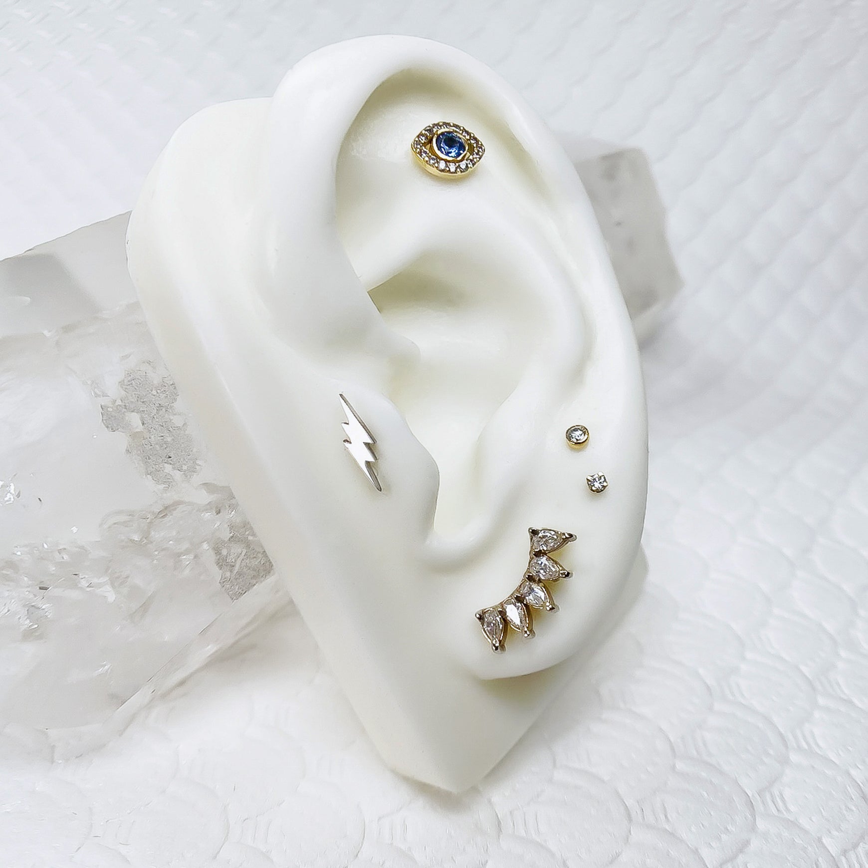 White Sapphire 5 Pears Crescent 14k Gold Earring