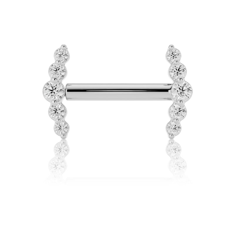 14k white gold VS1 diamond mini climber nipple barbell, front view with graduated diamond settings