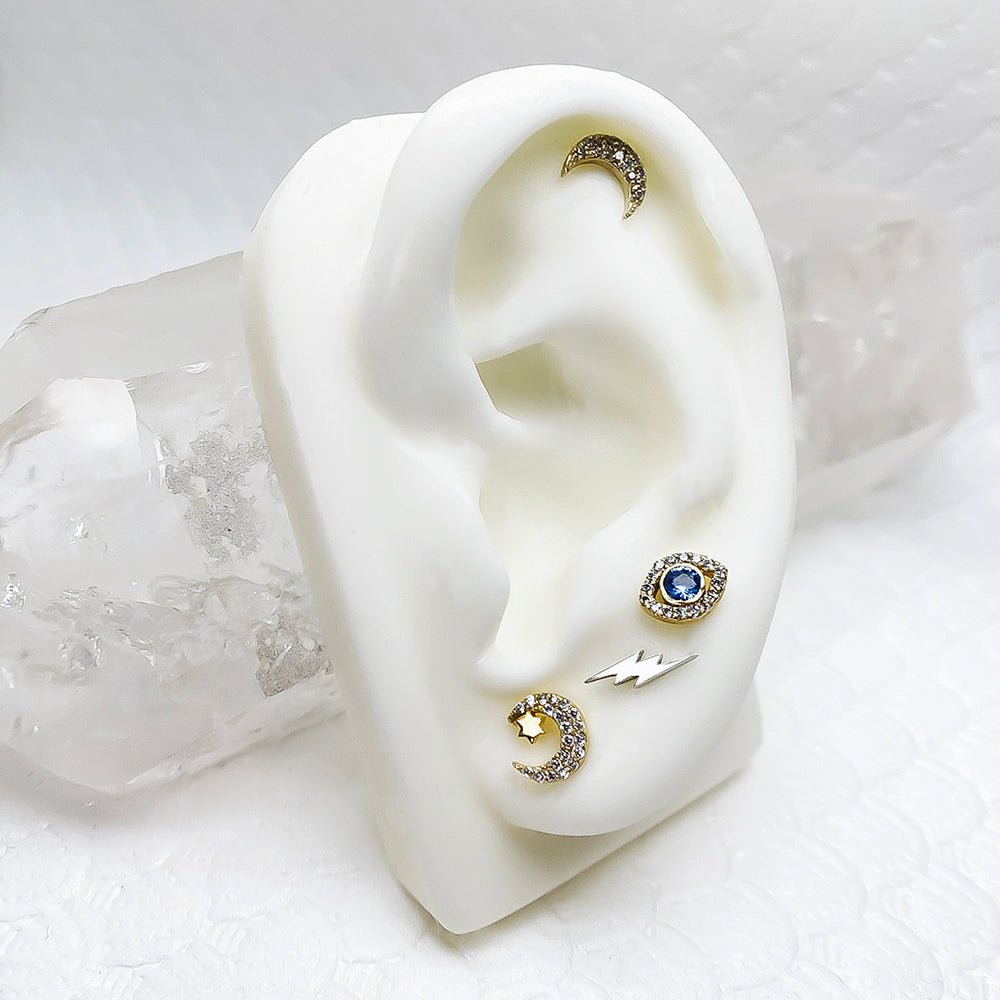 Model Evil Eye Diamond & Blue Topaz 14k Gold Stud Earring